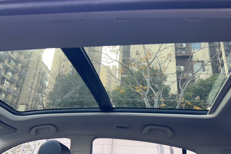 Used JMC Yusheng S330 2016 1.5L GTDi Automatic Two-Wheel Drive Prestige Edition
