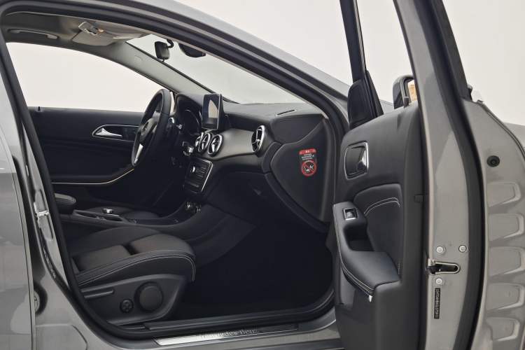 Used Mercedes-Benz GLA 2016 GLA 220 4MATIC Fashion Edition
