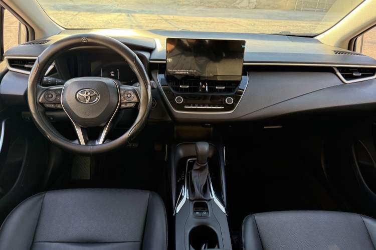 Used Toyota Corolla 2024 1.8L Smart Electric Hybrid Dual-Engine Elite Edition