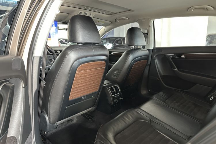 Used Volkswagen Magotan 2015 Revised Version 2.0 TSI Prestige Edition
