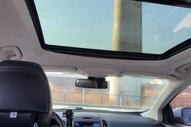 Used Ford Edge 2018 EcoBoost 245 Two-Wheel-Drive Platinum Edition 7-Seater China V Emission Standard
