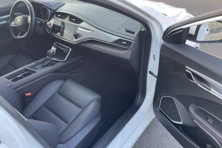 Used Geely Auto Binray 2020 200T DCT Luxury Version
