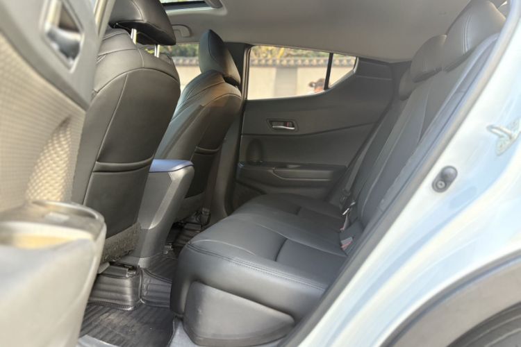 Used Toyota C-HR 2022 2.0L Comfort Edition
