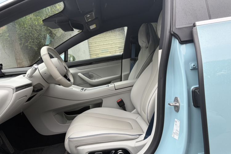 Used Hima Luxeed S7 2025 705 km Pro
