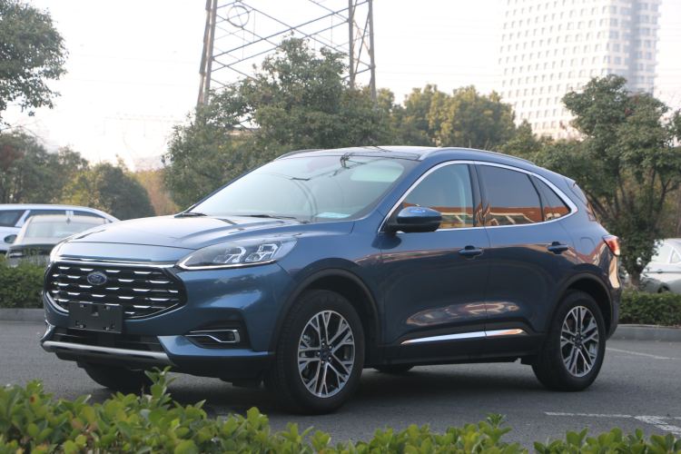 Used Ford Escape 2020 EcoBoost 245 Two-Wheel-Drive Titanium Edition
