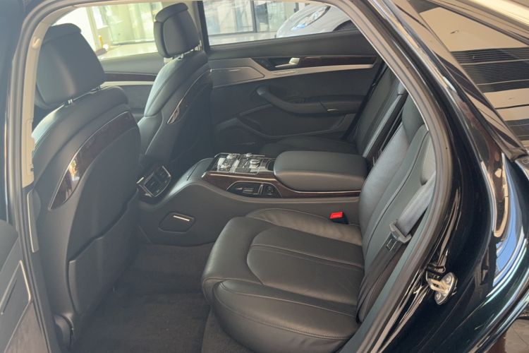 Used Audi A8 2014 A8L 45 TFSI quattro Luxury Model
