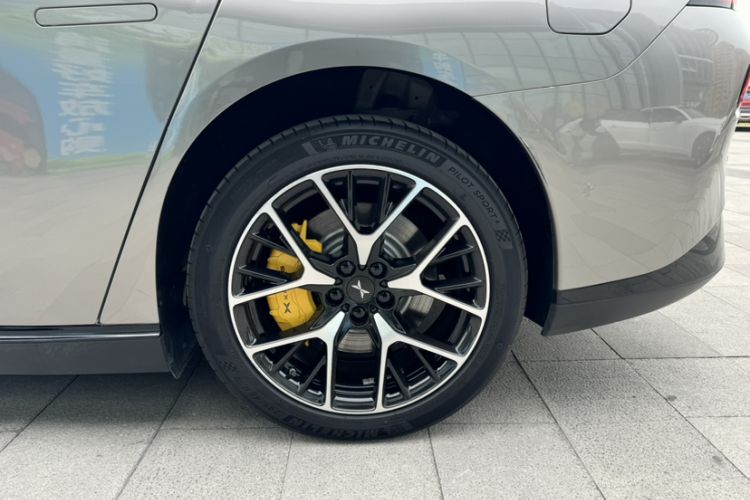 Used XPeng P7 2023 P7i 702 Pro
