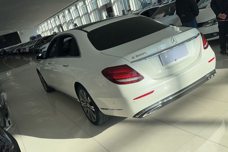 Used Mercedes-Benz E-Class 2016 E 300 L Stylish Model
