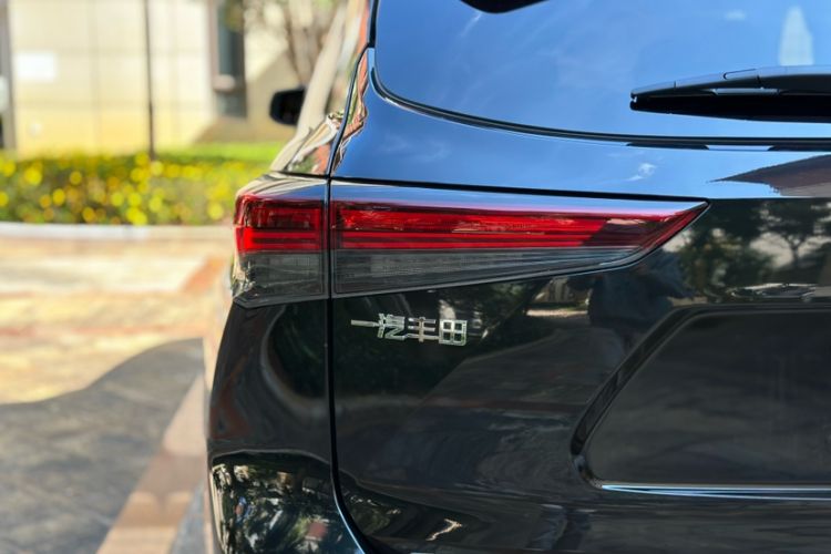 Used Toyota Crown Land Cruiser 2024 2.5L HEV Four-Wheel Drive Premium Edition
