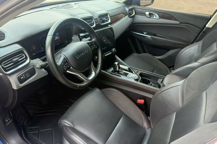 Used Lynk & Co 02 2018 1.5T DCT Two-Wheel Drive Sporty Version China V Standard