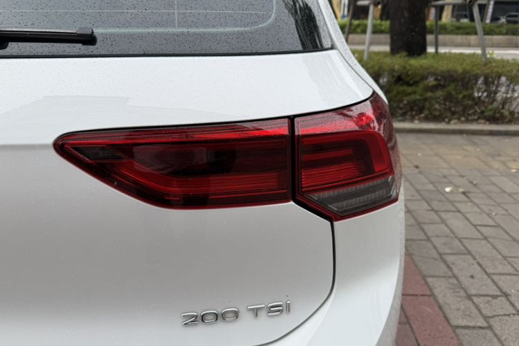 Used Volkswagen Golf 2021 200TSI DSG
