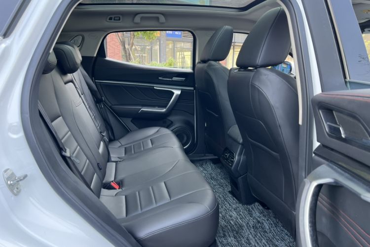 Used Wey VV5 2019 1.5T Two-Wheel Drive Smart Pioneer
