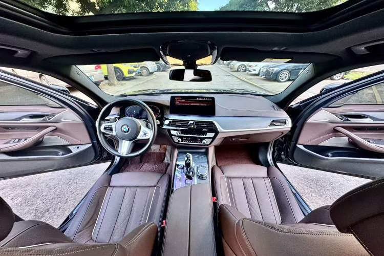 Used BMW 5 Series 2021 Restyled 530Li Luxury Edition M Sport Package
