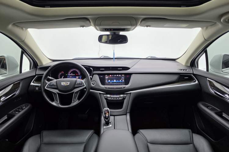 Used Cadillac XT5 2016 25T Luxury Model