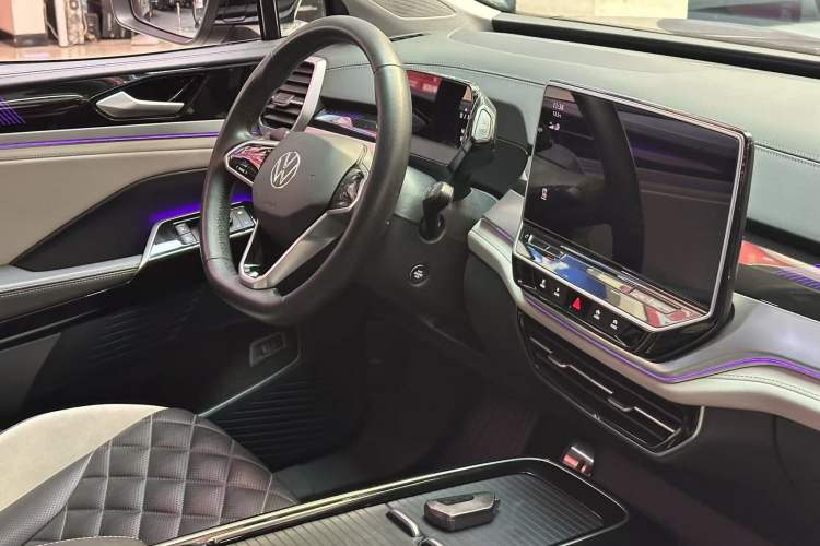 Used Volkswagen ID.6 CROZZ 2021 Long-Range PRO Edition
