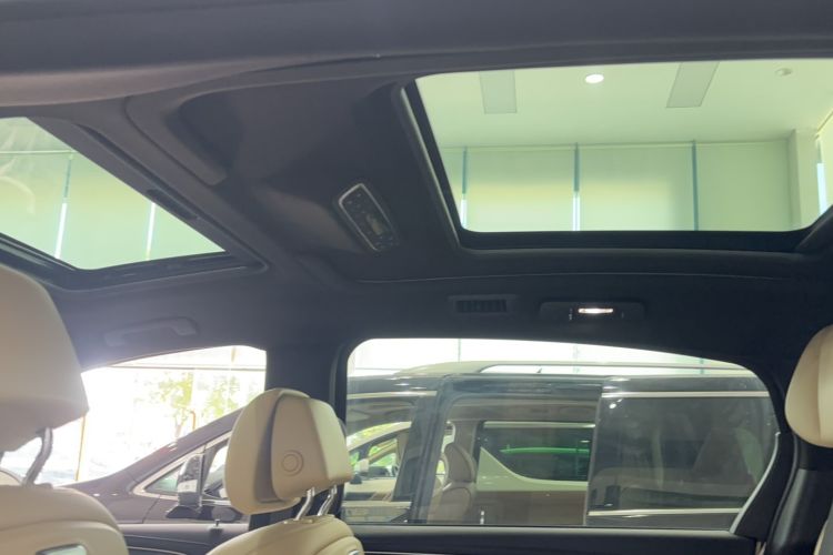 Used Buick GL8 2022 ES Landtrek 653T Flagship Model