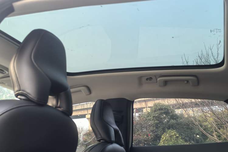 Used Volvo V40 2017 T3 Zhiyi Edition