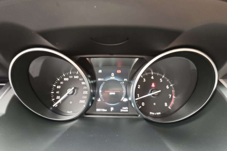 Used Land Rover Range Rover Evoque 2018 240 PS SE Smart Brilliance Edition
