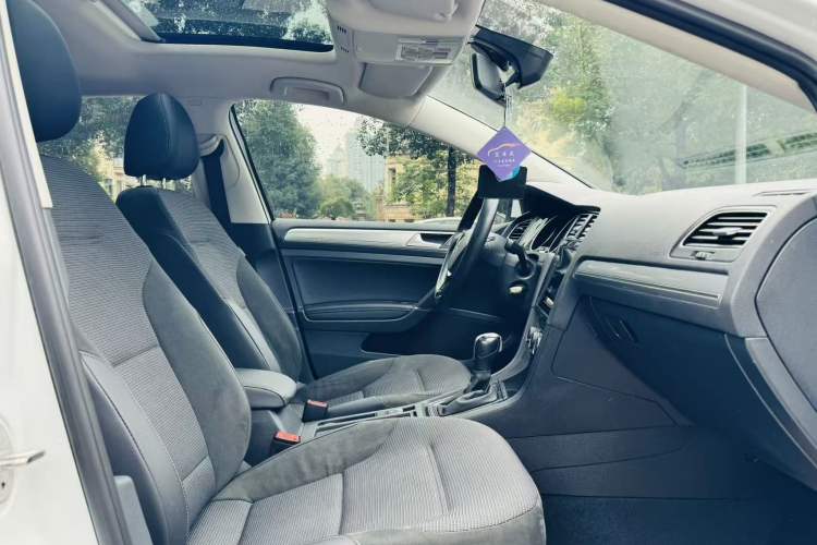 Used Volkswagen Golf 2020 280TSI DSG Comfort Version
