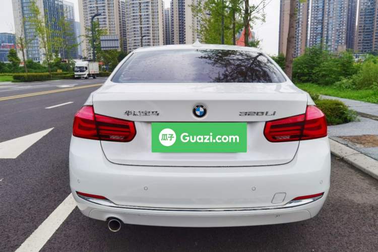 Used BMW 3 Series 2016 320Li Ambition Model
