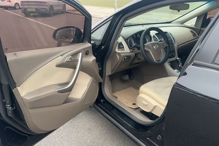 Used Buick GT 2013 GT 1.6L Automatic Fashion Edition
