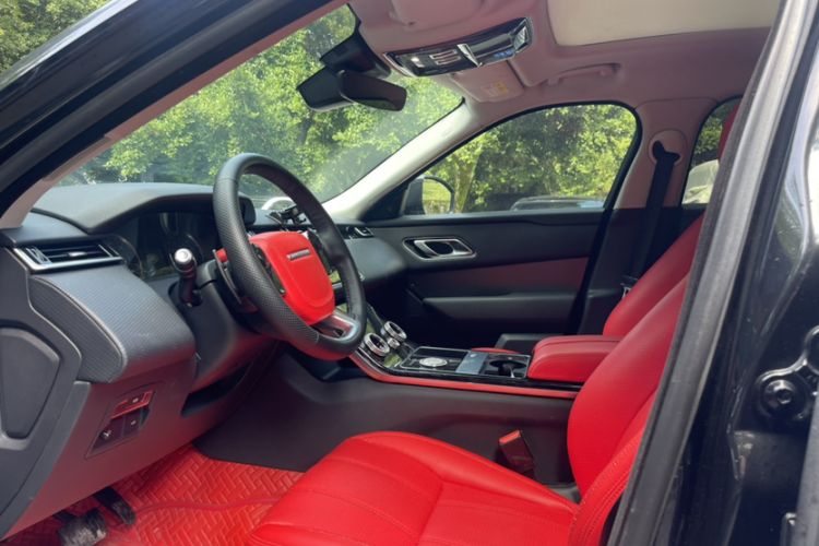 Used Land Rover Range Rover Velar 2019 250 PS
