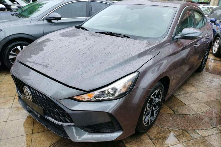 Used MG 5 2022 180 DVVT CVT Youth Style Edition
