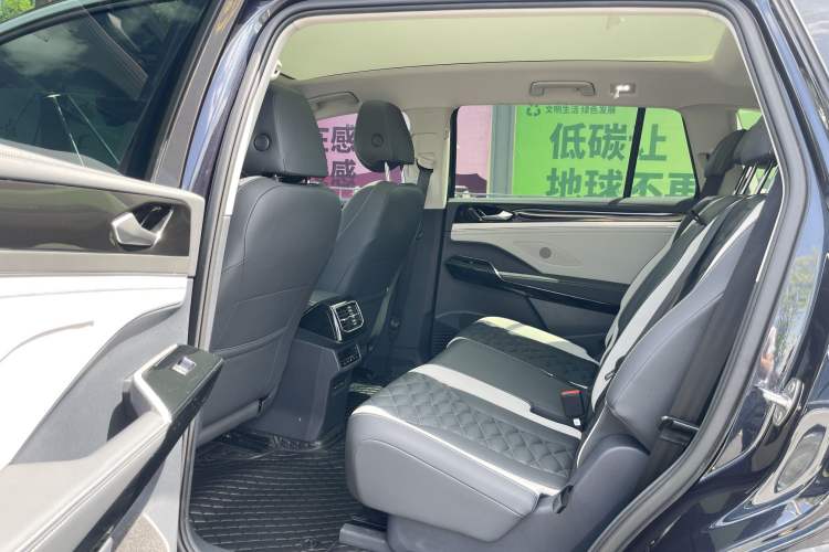 Used Volkswagen ID.6 CROZZ 2021 Long-Range PRO Edition
