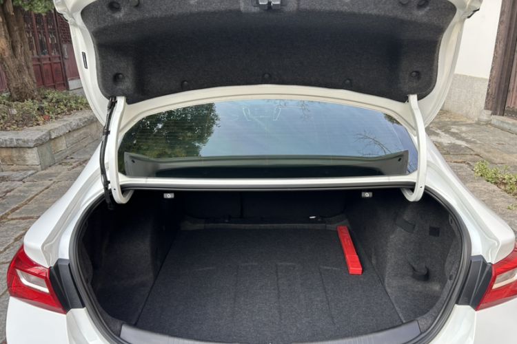 Used Chevrolet Malibu XL 2017 1.5T Automatic Ruichi Edition