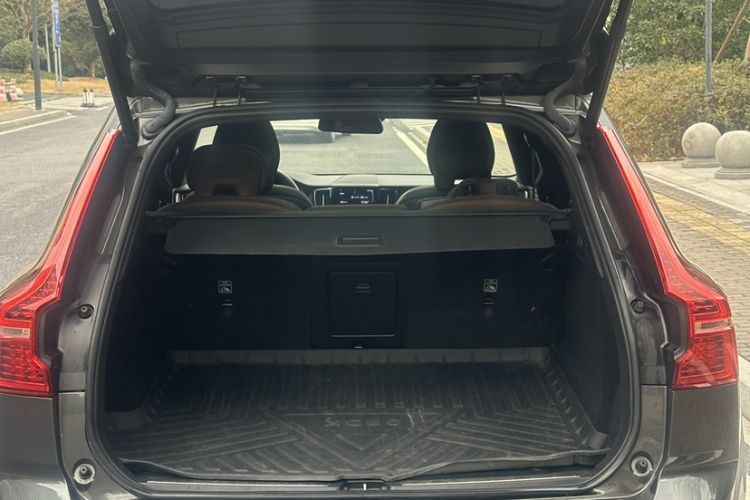 Used Volvo XC60 2021 T5 4x4 Smart Luxury Edition
