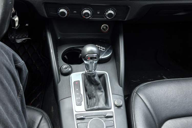 Used Audi A3 2016 Limousine 35 TFSI Prestige Edition
