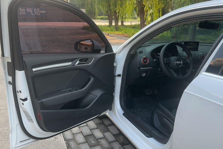 Used Audi A3 2020 Restyled Sportback 35 TFSI Entry-Level China VI Emission Standard
