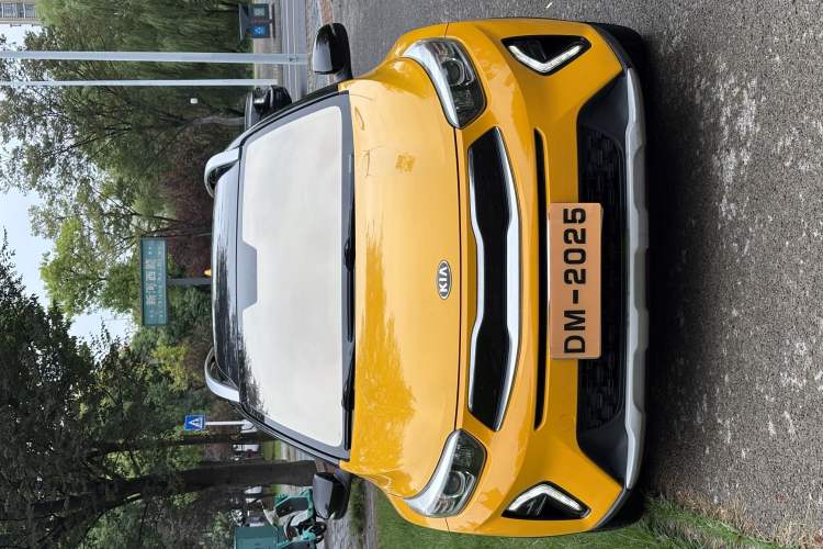 Used Kia Stonic 2019 1.4L Automatic Sport Edition China VI
