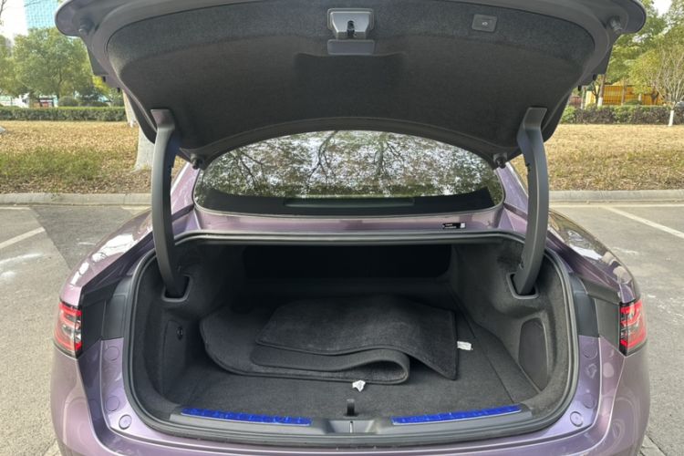 Used Hima Luxeed S7 2025 785 km Ultra
