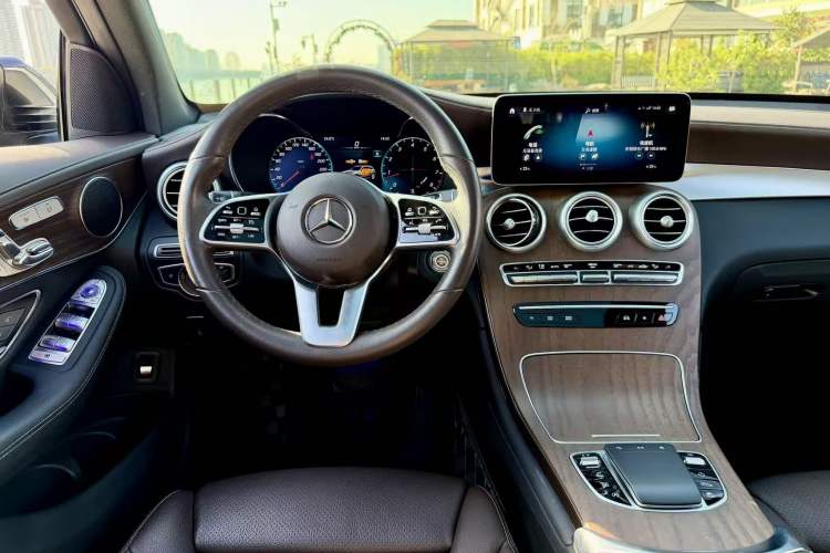 Used Mercedes-Benz GLC 2022 GLC 300 L 4MATIC Dynamic Edition Prestige Model