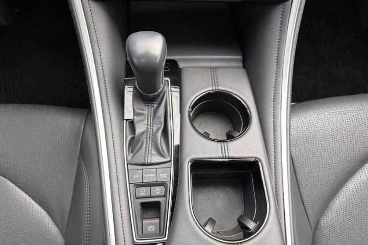 Used Toyota Avalon 2023 2.5L Luxury Edition
