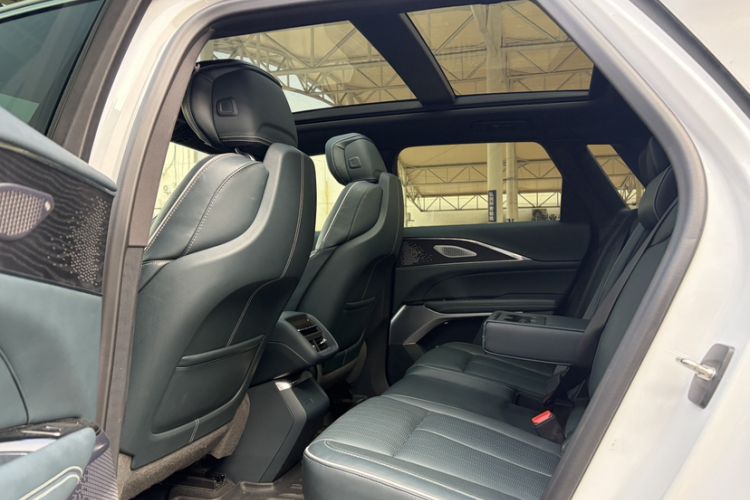 Used Cadillac LYRIQ 2022 Rear-Drive Long-Range Prestige Edition
