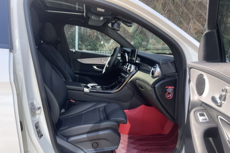 Used Mercedes-Benz GLC Coupe 2018 GLC 200 4MATIC Coupe SUV
