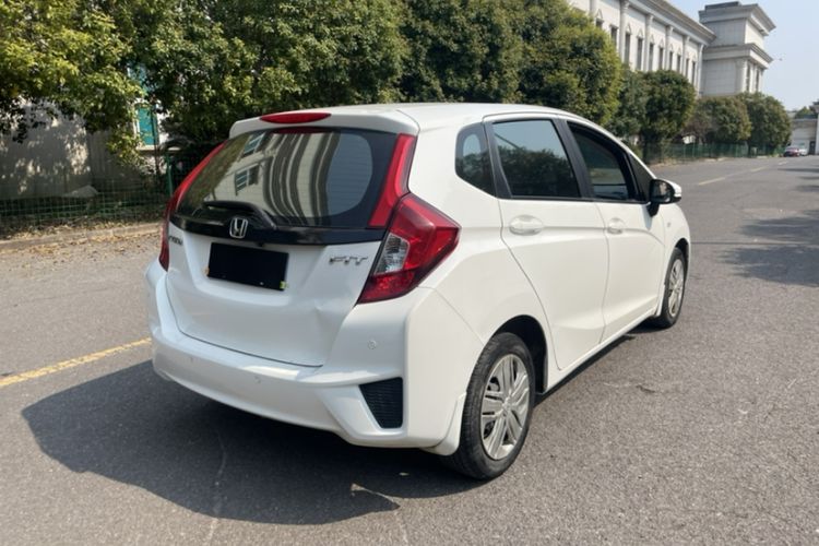 Used Honda Fit 2016 1.5L LX CVT Comfort Model
