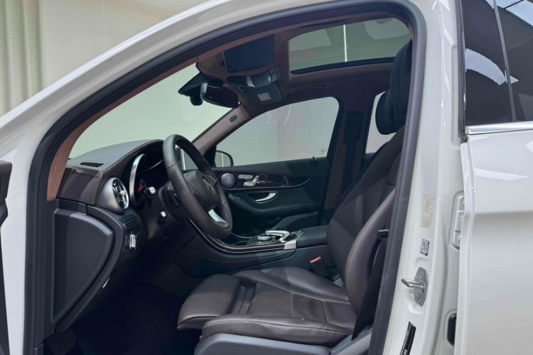 Used Mercedes-Benz GLC 2017 GLC 260 4MATIC Dynamic Edition
