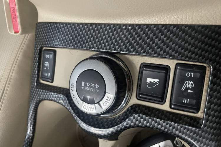 Used Nissan X-Trail 2017 2.5L CVT Luxury Edition 4WD
