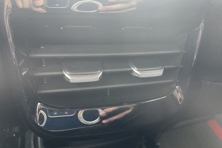 Used Roewe i5 2023 1.5L Manual Comfort Edition