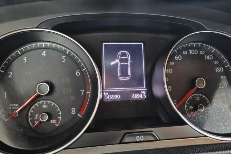 Used Volkswagen Golf 2016 230TSI Automatic Comfort Version
