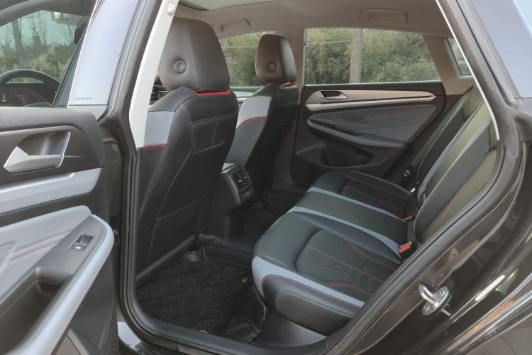 Used Volkswagen Lamando 2023 Lavida L 280TSI DSG Cool & Spicy Edition
