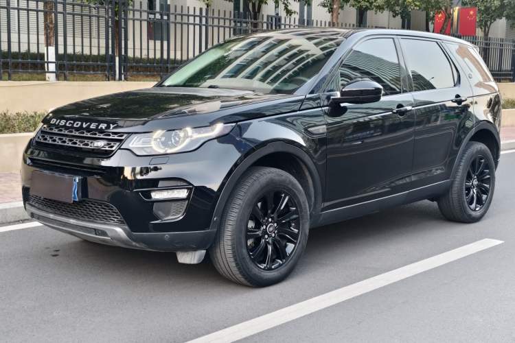 Used Land Rover Discovery Sport 2018 240 PS SE Version