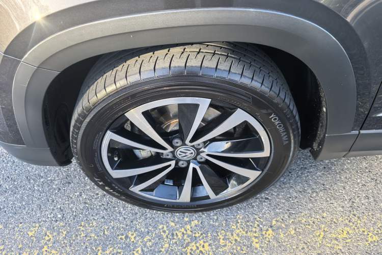 Used Volkswagen Tharu 2019 280TSI Two-Wheel Drive Luxury Version China VI Standard
