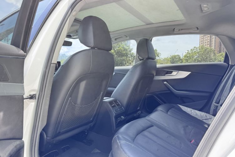 Used Audi A4L 2019 40 TFSI Fashion Version China V
