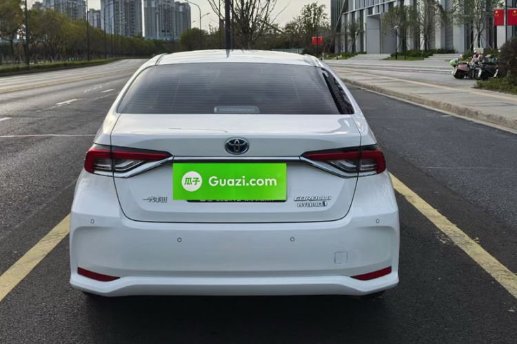 Used Toyota Corolla 2021 Dual-Motor 1.8L E-CVT Elite Edition
