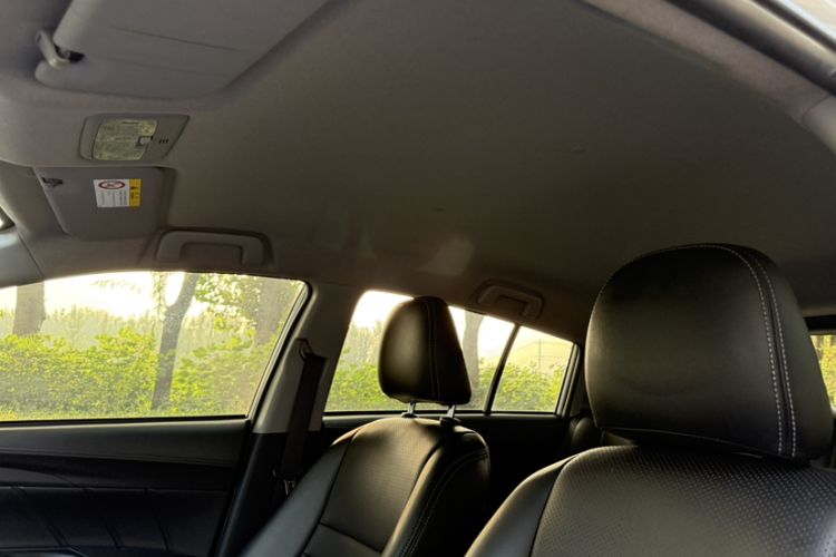 Used Toyota YARiS L 2019 1.5E CVT Dynamic Edition China VI compliant
