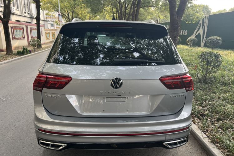 Used Volkswagen Tiguan L 2022 330TSI Automatic Two-Wheel Drive R-Line Enhanced Edition
